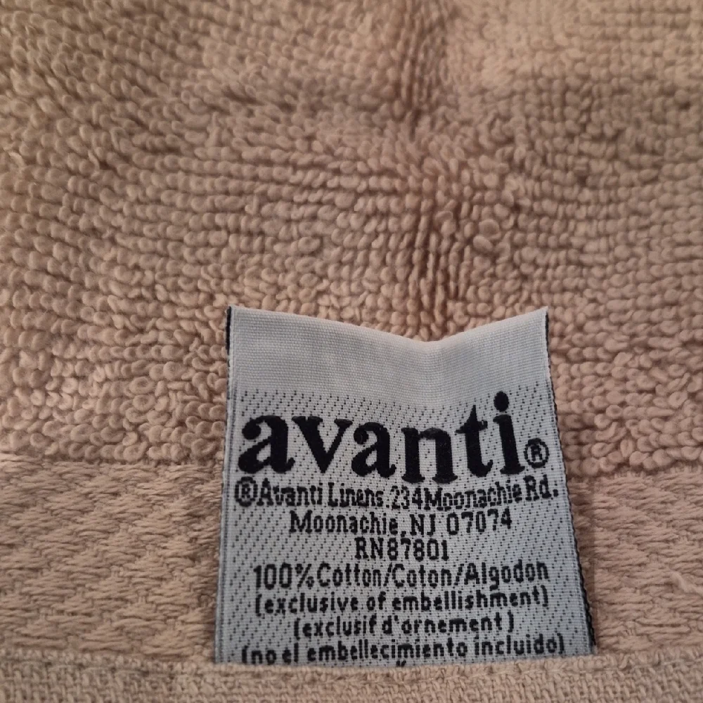 Avanti stylish hand